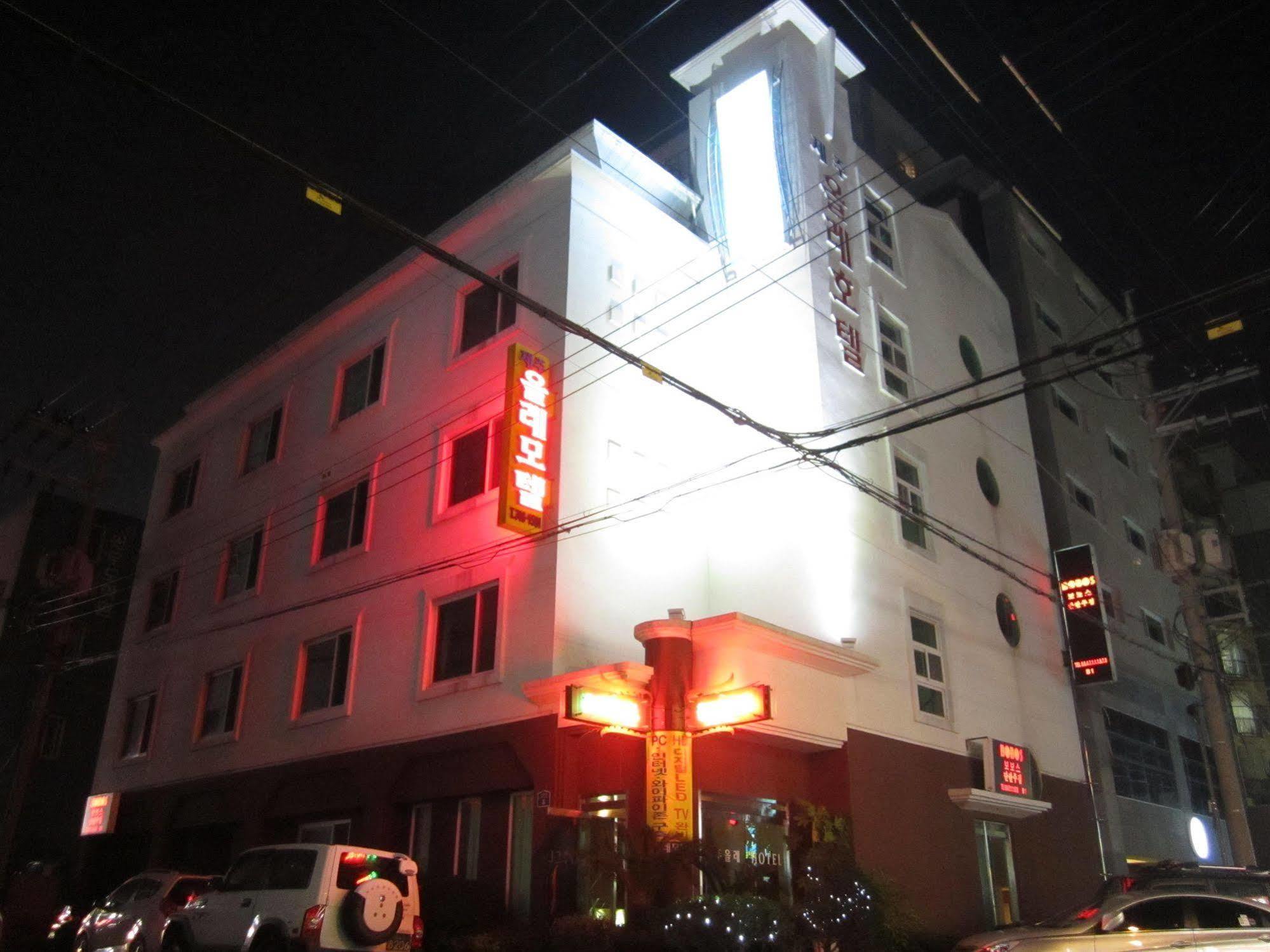 Jeju Olleh Hotel מראה חיצוני תמונה
