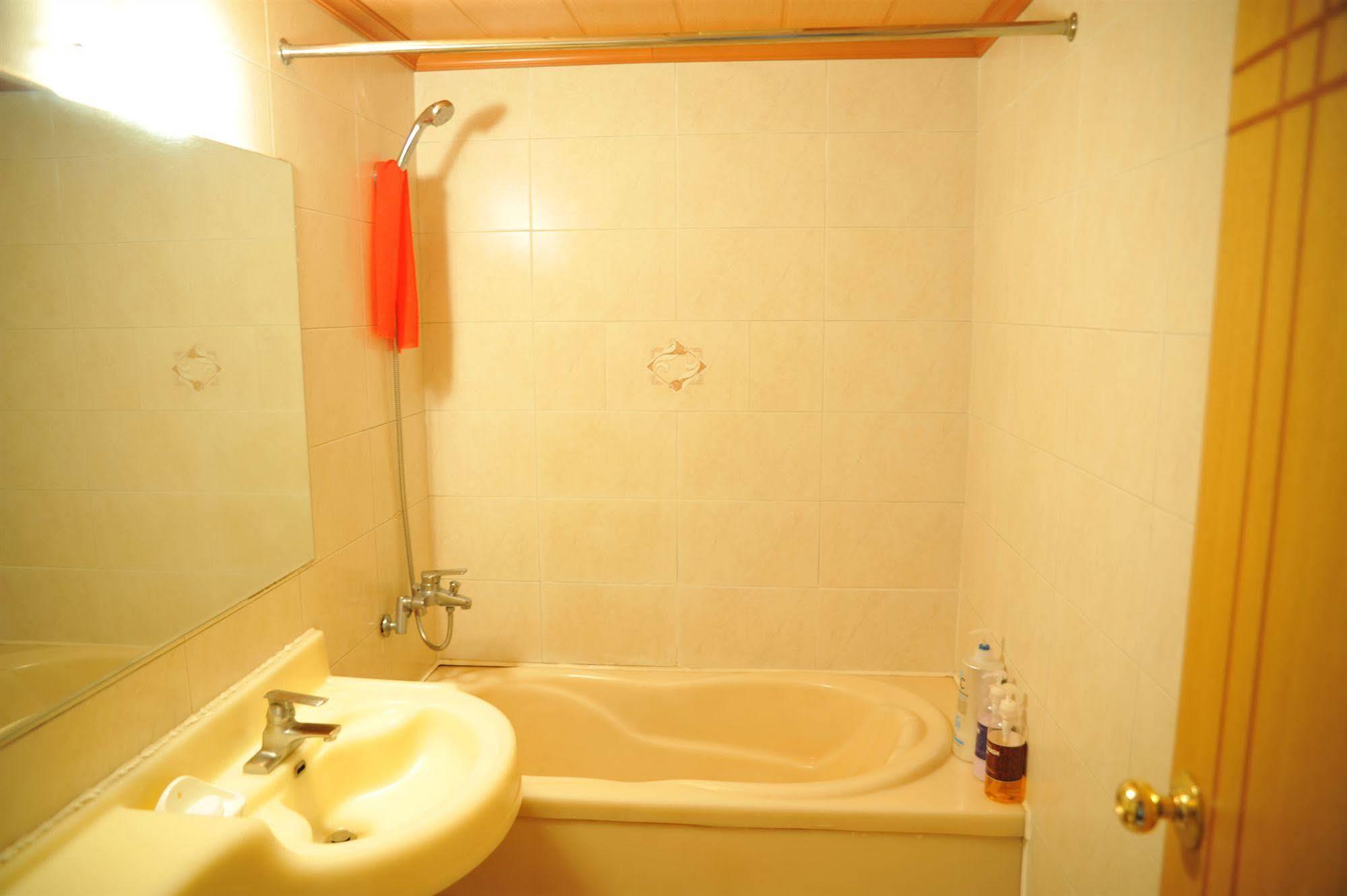 Jeju Olleh Hotel מראה חיצוני תמונה