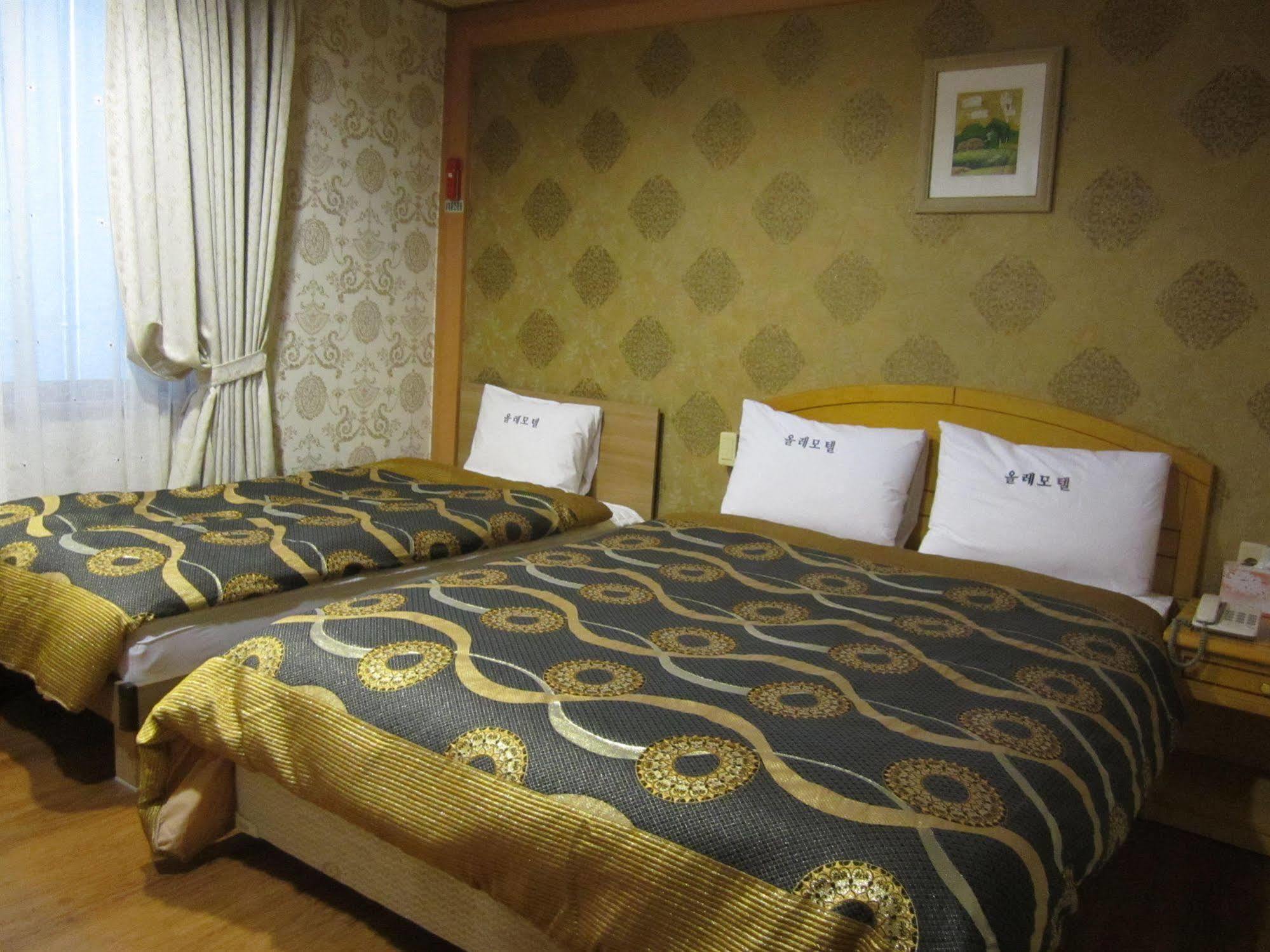 Jeju Olleh Hotel מראה חיצוני תמונה