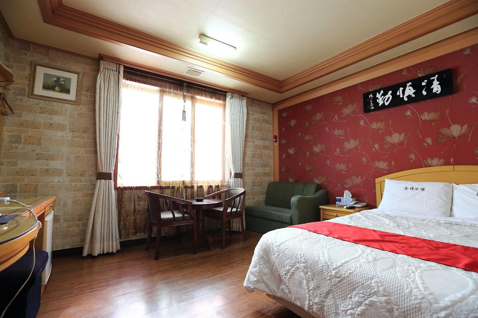 Jeju Olleh Hotel מראה חיצוני תמונה